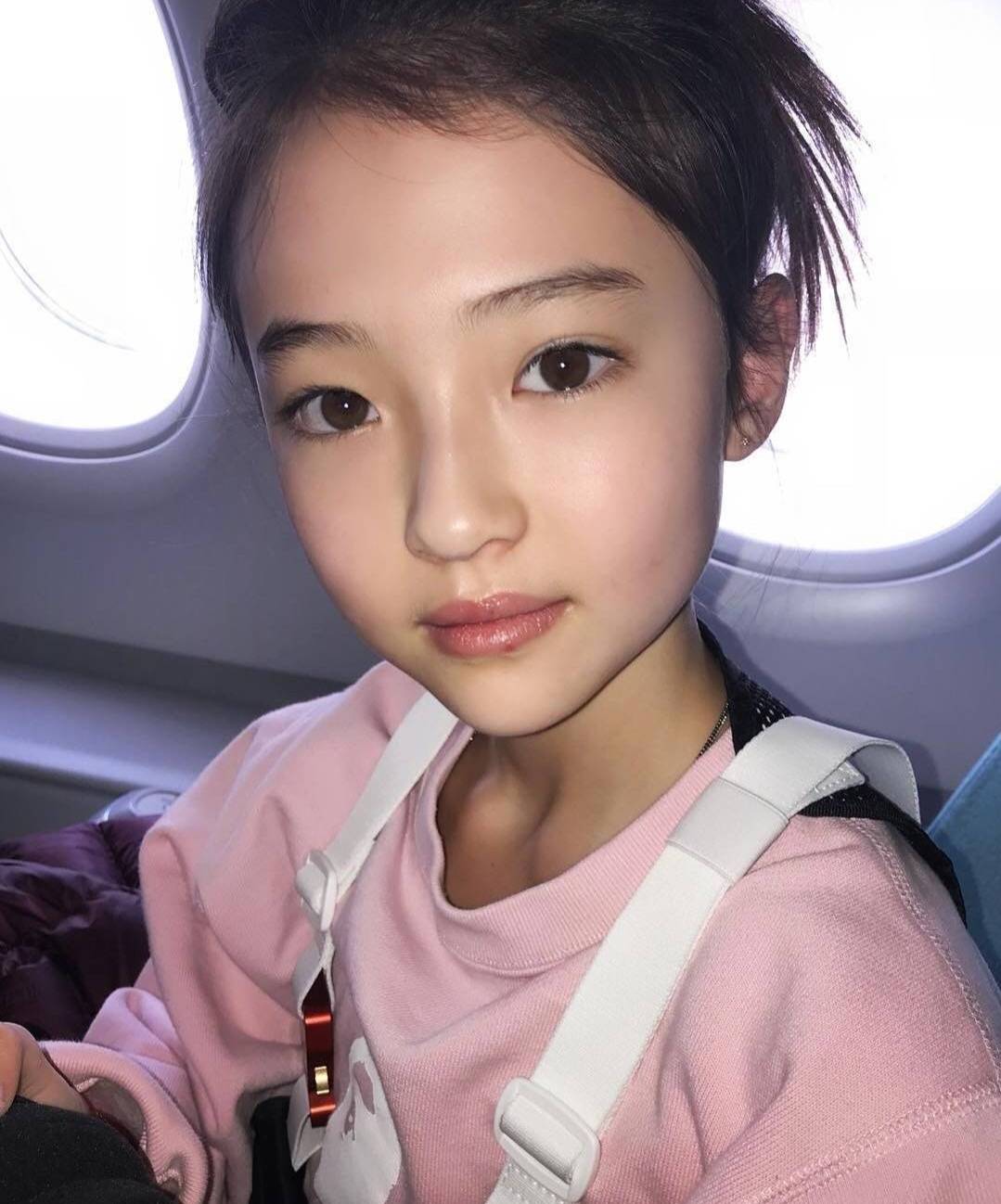 时尚|“YG小公主”Ella，11岁的猫系小仙女，冷艳气质高级感满满，好美