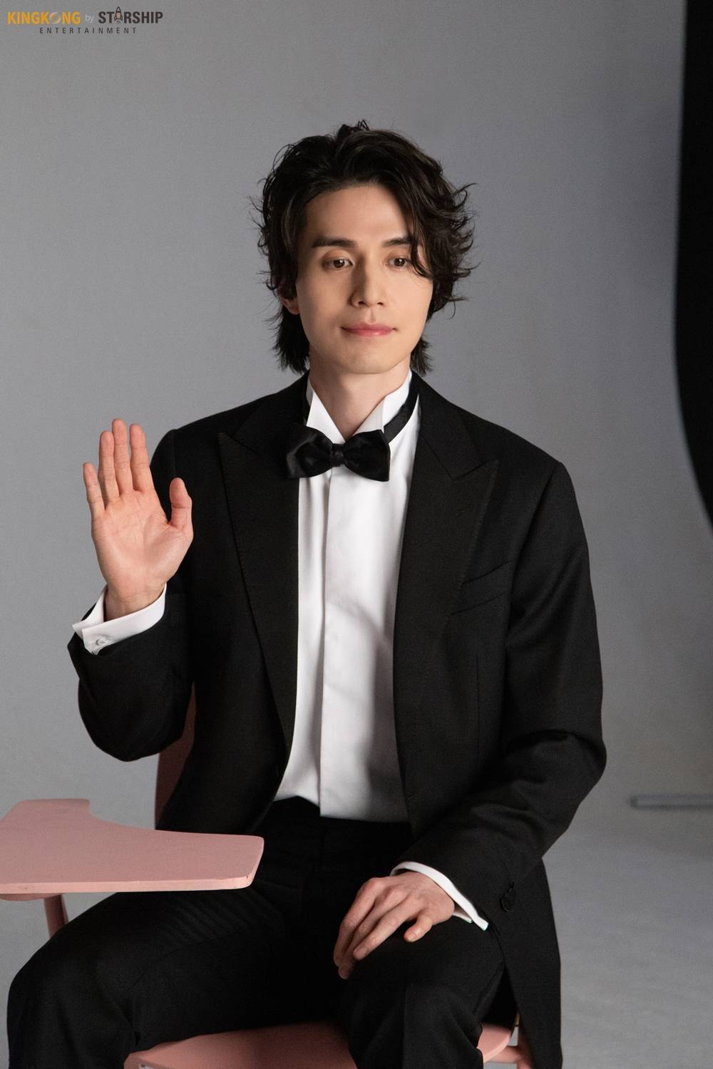 真配|“死鬼CP”锁了,孔刘的暖男穿搭碰上李栋旭的雅痞范儿,真配一脸