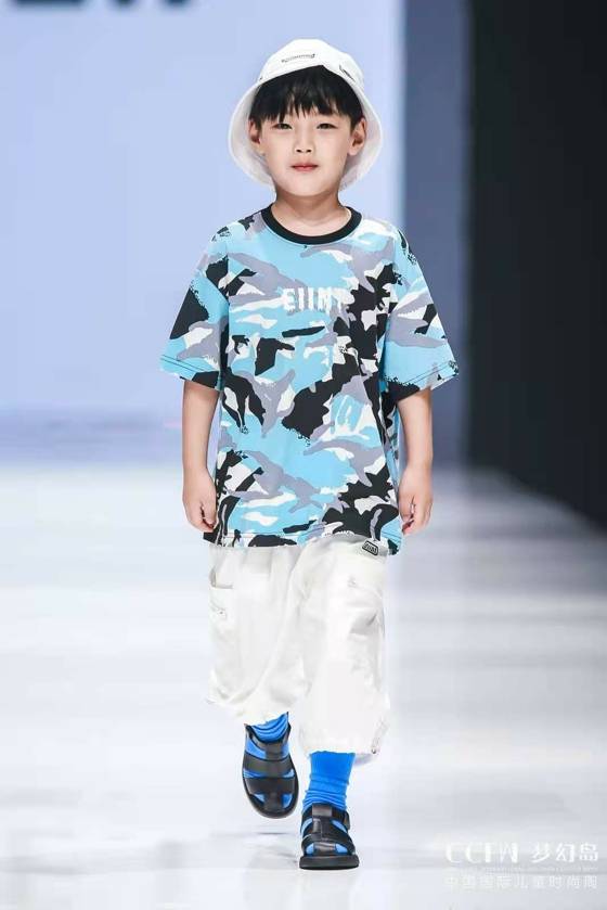 时装|E.I一爱亲子时装 自由生长的艺术家