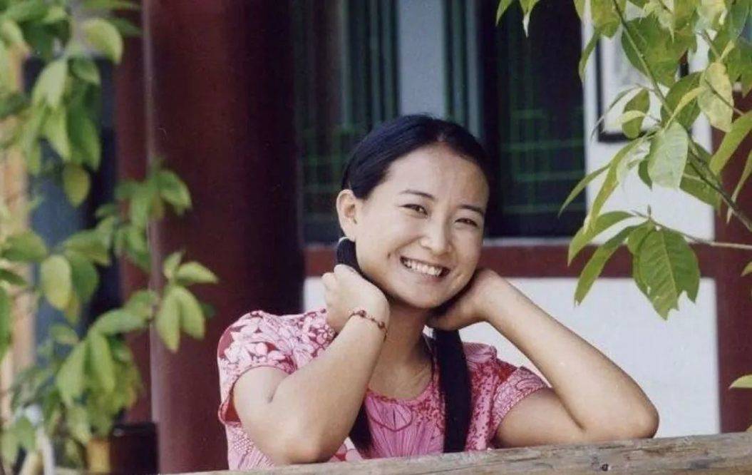 因为|50亿票房，张小斐走上神坛，中国电影，摊上好事了吗？？