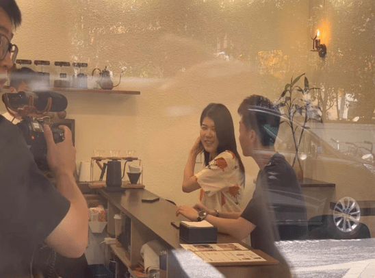 王勉|杨笠王勉分手?杨笠与小鲜肉约会喝咖啡,男生撞脸六小龄童