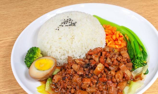 大米饭配菜的食谱 ca58cc86118643cfb226824d04e6f048.jpeg