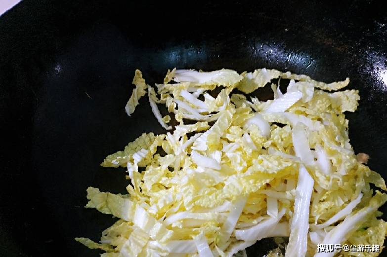 白菜|教你早餐这样做，5分钟搞定，美味又营养，孩子一学期都吃不够！