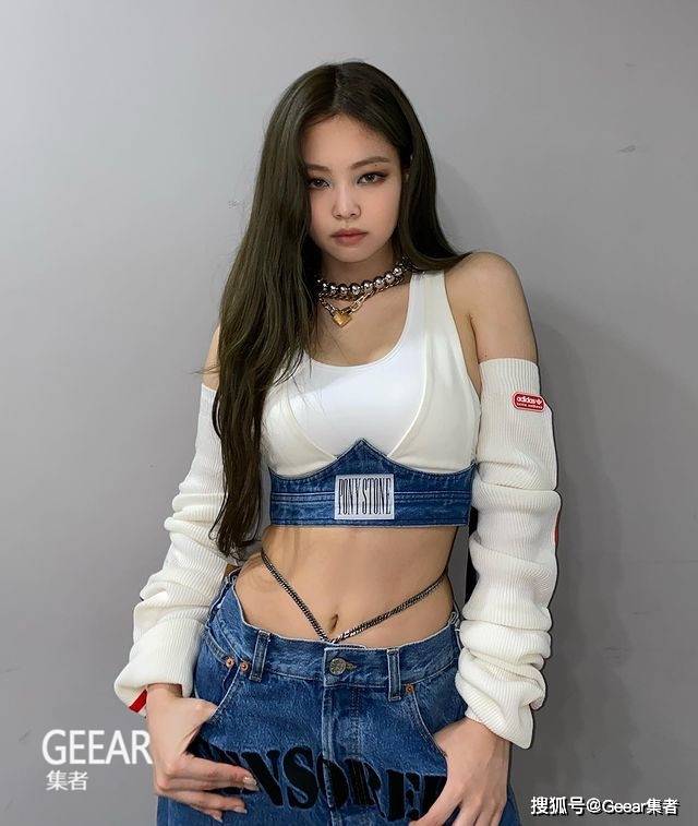 发型|Jennie总是看起来青春又可爱？原来跟她的发型有关！