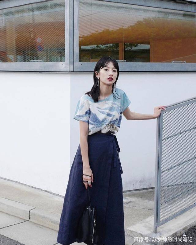 裙子|35岁女人穿搭要重新定位，早夏穿这6条裙子，减龄还能保持少女感