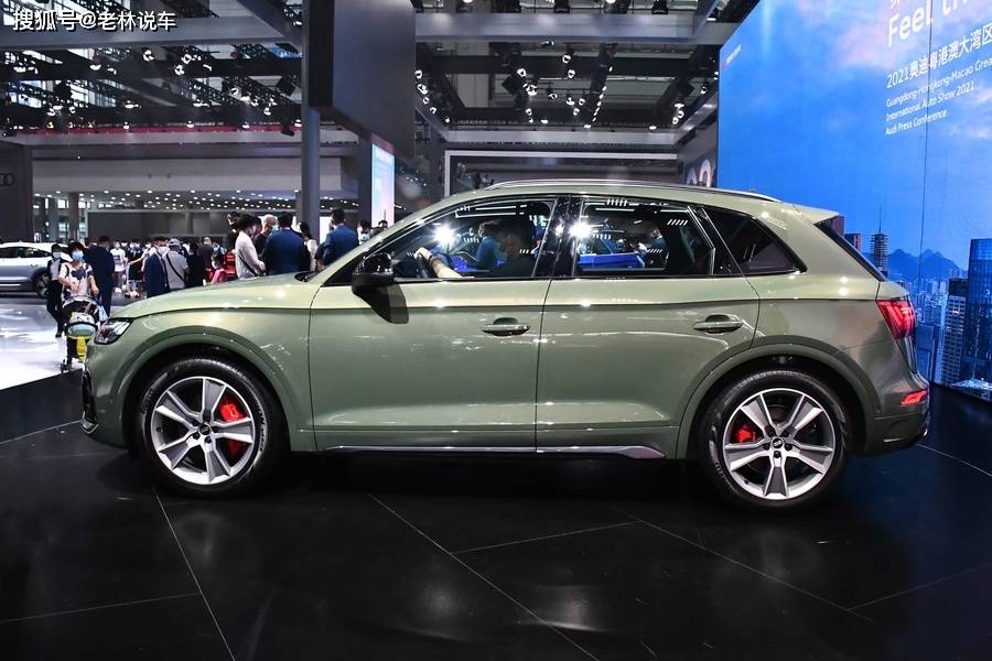 托森四驱 8at 空气悬架,售价63.28万,这样的奥迪sq5你会买吗?