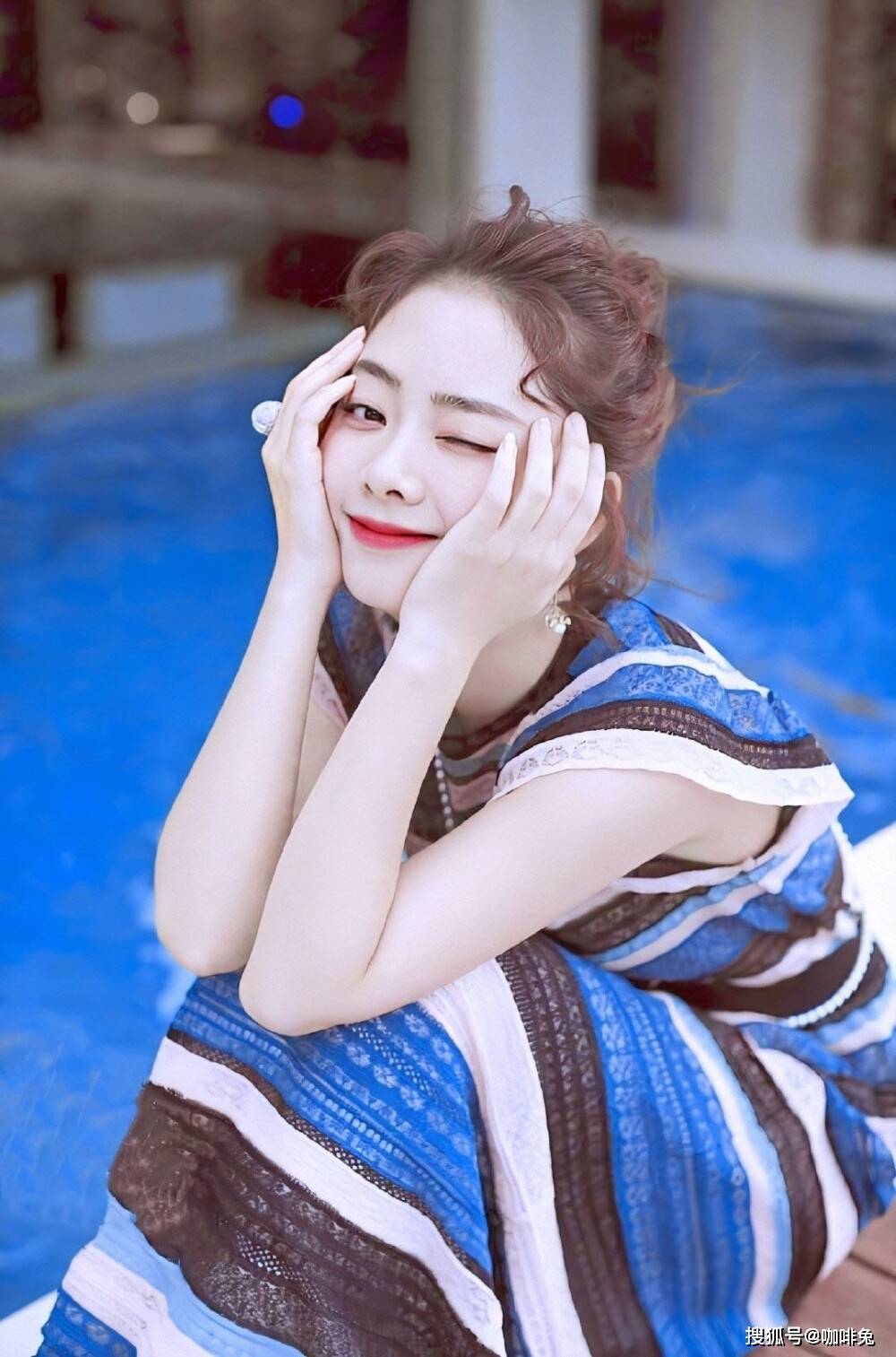 娃娃脸|真敬佩谭松韵的时尚造型超百变，优雅淑女或霸气总裁皆吸睛