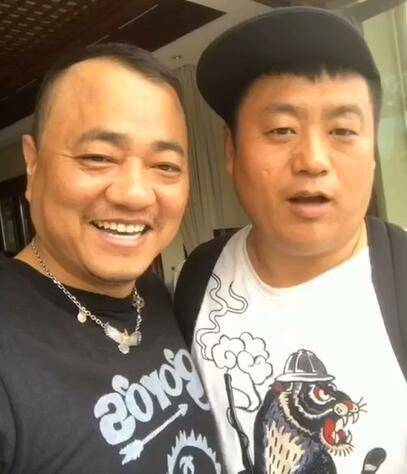 原创赵本山保镖与李宝敏因停车发生冲突两人互较高下赵本山出面才解决