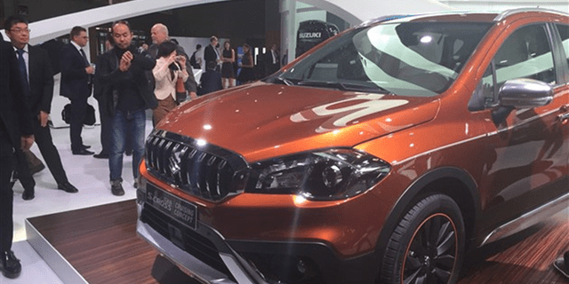 四驱小型越野车排行榜_路虎这款豪华SUV,2.0T配四驱仅25万,不再是土豪的专属