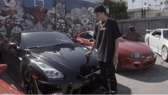 吴亦凡真的要凉了回顾一下skr吴的豪车有哪些