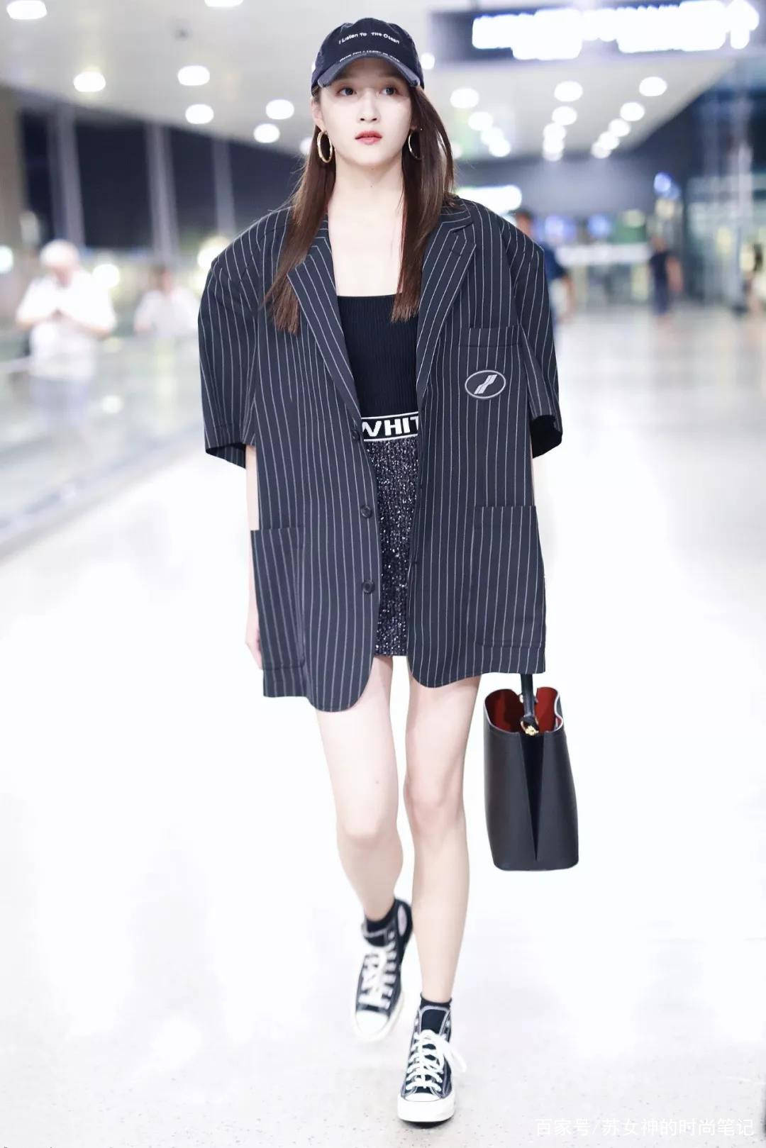 口袋|收起你的“双肩包”吧,现在明星都在背这5款包,洋气高级显气质