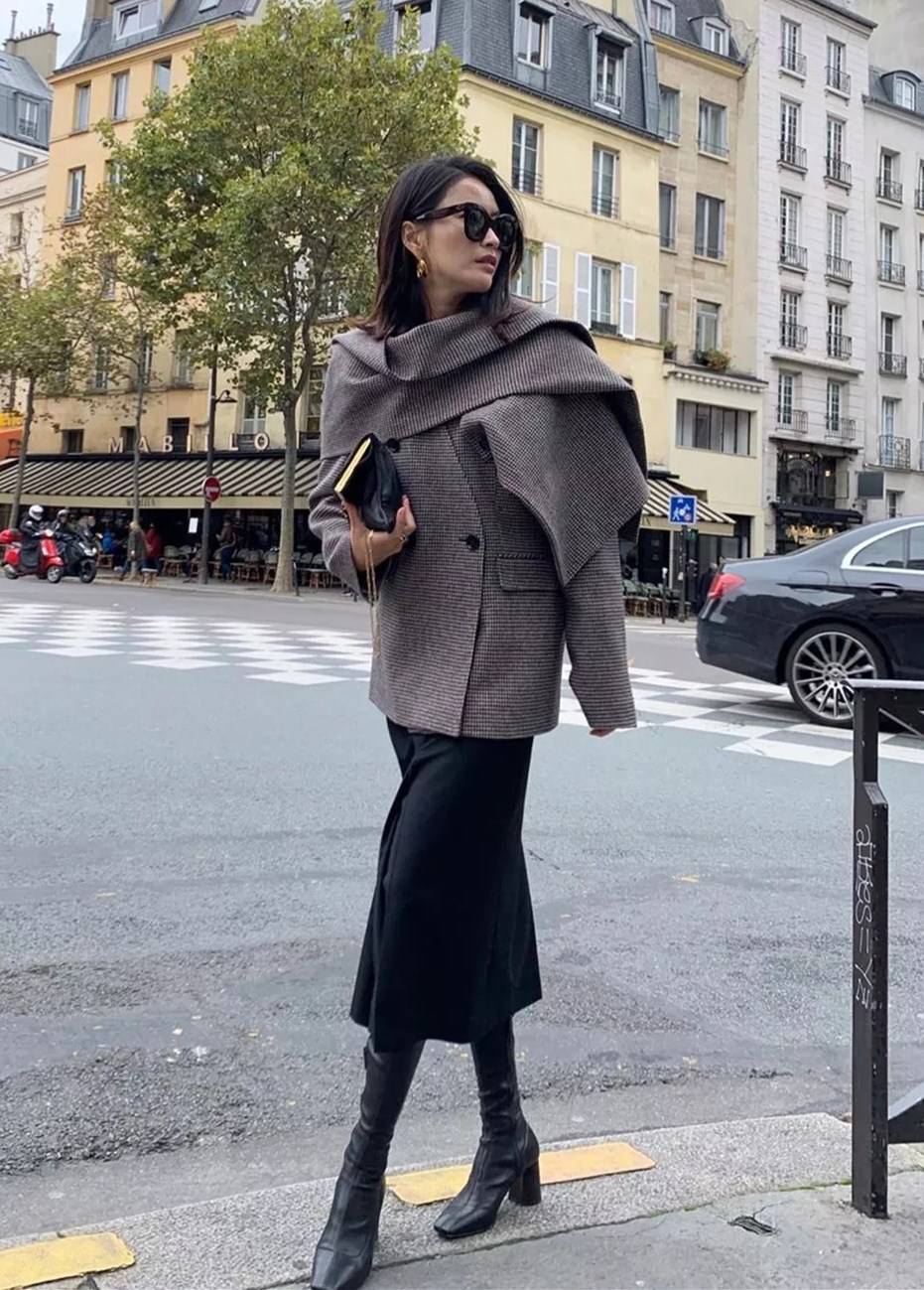 大衣|比马丁靴高级10倍,今年这双“靴子”才是主流,复古摩登谁穿谁美