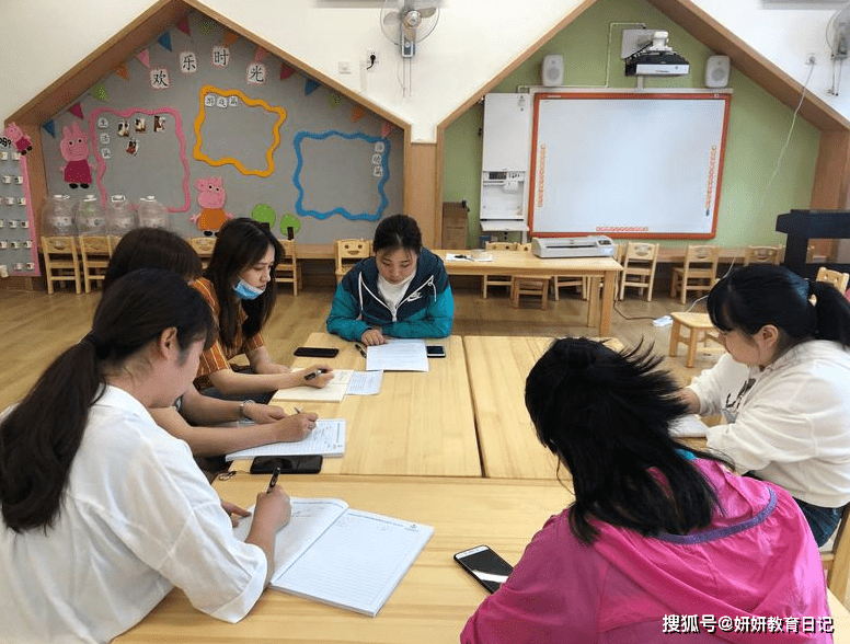 男幼师|教育部发文，幼师招录出新规定，专科生或将无缘教师行业