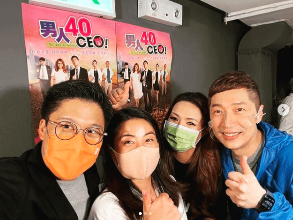 设计|郭晶晶晒照宣传中华文化，穿旗袍配凉鞋，衣着朴素不像豪门儿媳