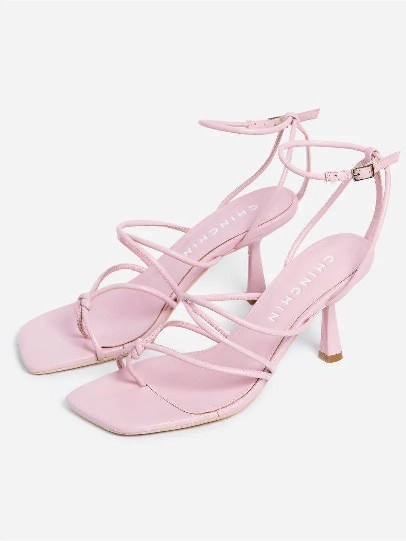 仙女|对不起小白鞋，夏天这5双“仙女凉鞋”=真的好看爆了！