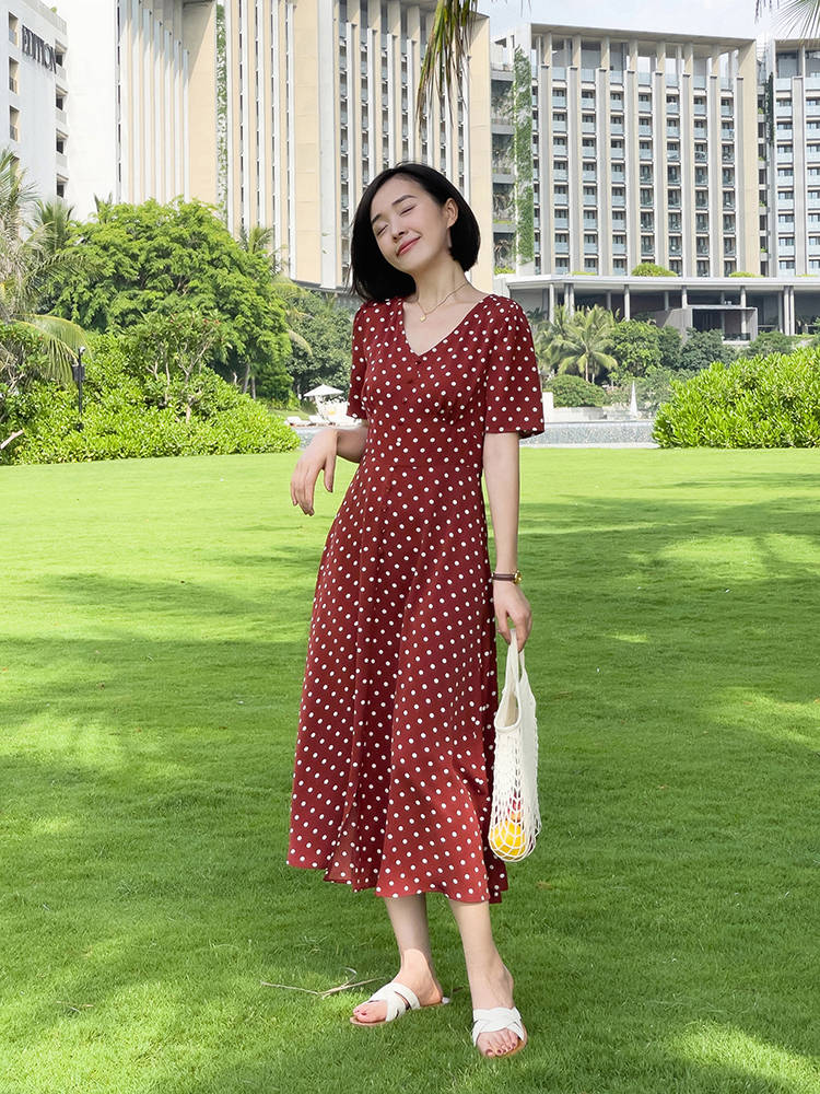 黑色|做一个精致的女人，你只需要找对搭配方法，这样穿，谁穿谁好看！