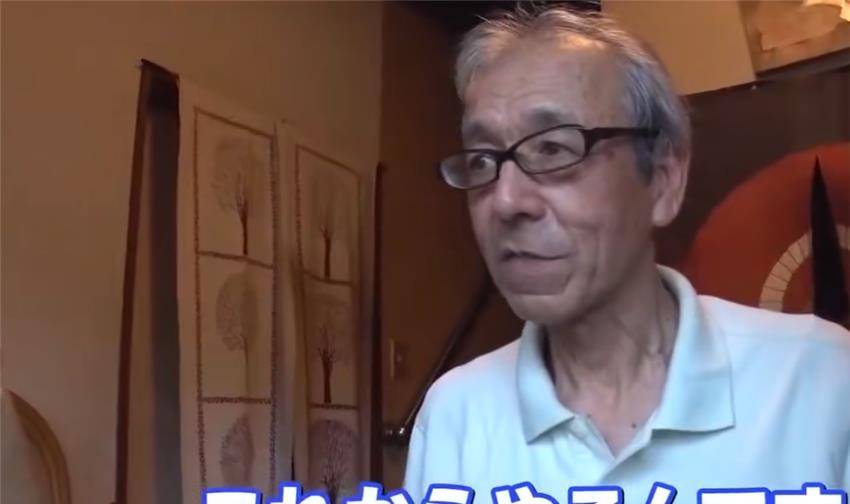 储藏室|日本68岁孤寡老人独居门脸房，储藏室改成小卖铺，只为逃避孤独