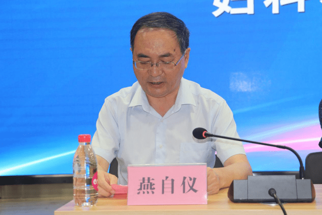 中心医院曲丽霞教授及郑大二附院妇产科王武亮教授,妇科一病区赵虎主