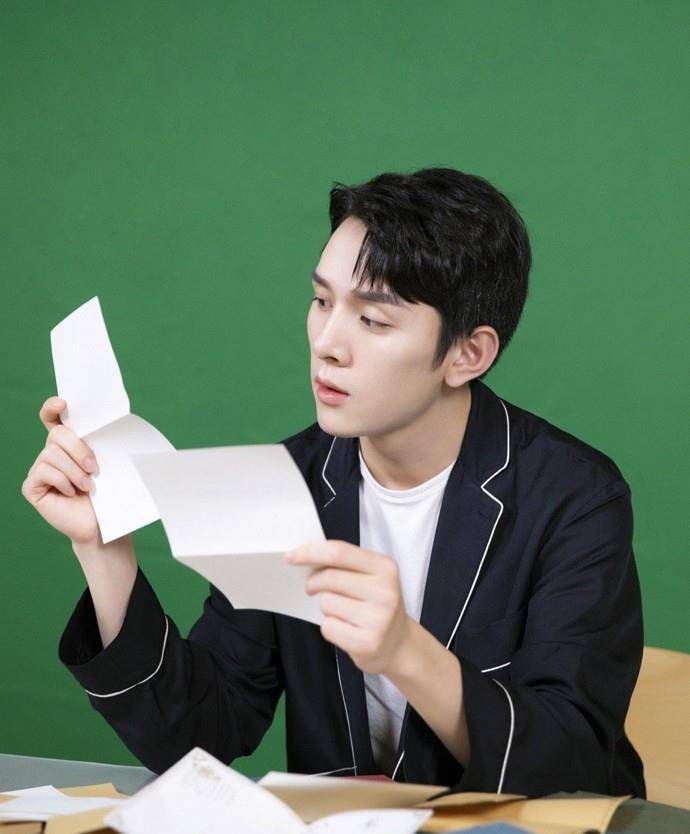 直播间|李佳琦推荐的7款零食，好吃又平价，回购率超高，你都吃过吗？