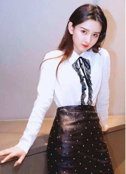元素|经典复古元素不可错过！波点元素裙增添古典韵味，下个靓女就是你