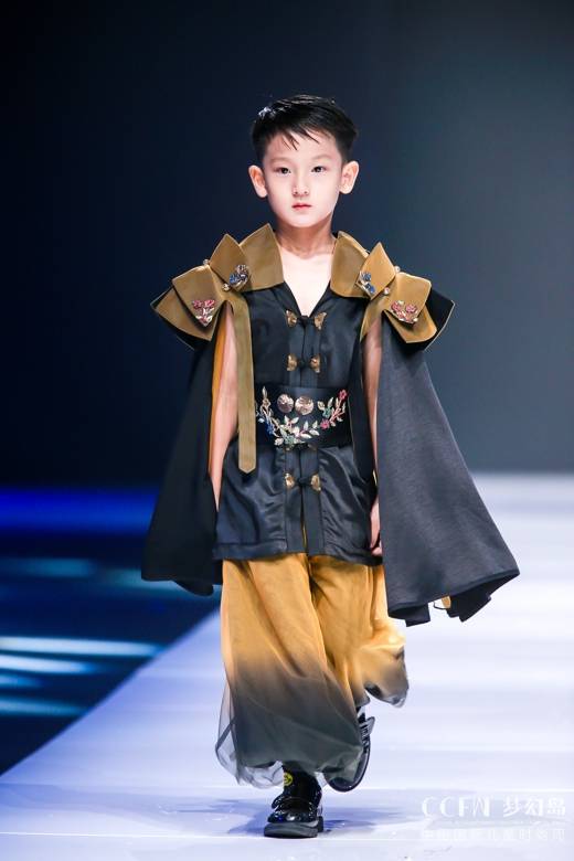 设计|繁花?惊鸿起,2021年，JUN君设计乘美而来