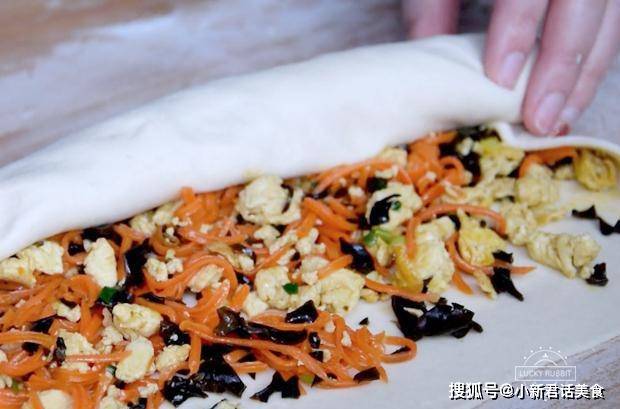 因为|早餐试试这道面食，特别是馅料，百吃不厌，家人说比吃肉包子过瘾