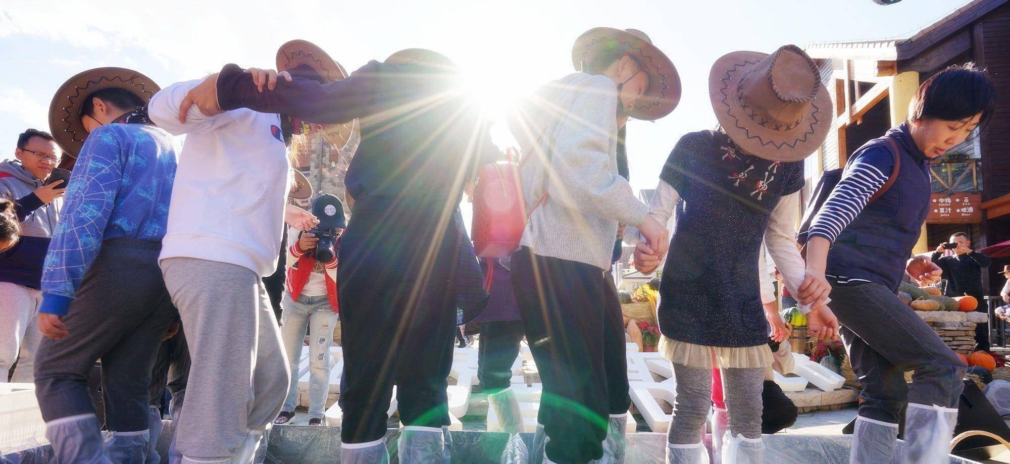 机器|为什么“少女光脚”能踩出顶级葡萄酒?原来有这好处,真是涨见识