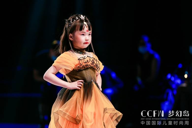 设计|繁花?惊鸿起,2021年，JUN君设计乘美而来