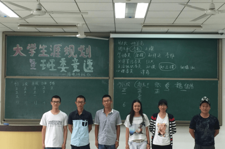 b039b796aacc425dac89d4a11a033437.png