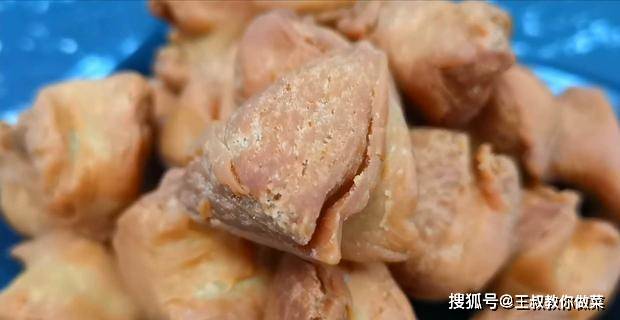 面团|90后宝妈太有才了，2个鸡蛋，一碗面粉，秘制香酥小零食，看馋了