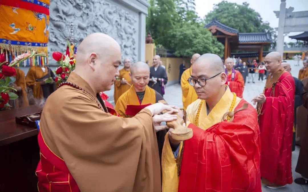 证道法师荣膺湖州长兴显圣寺方丈升座庆典圆满举行