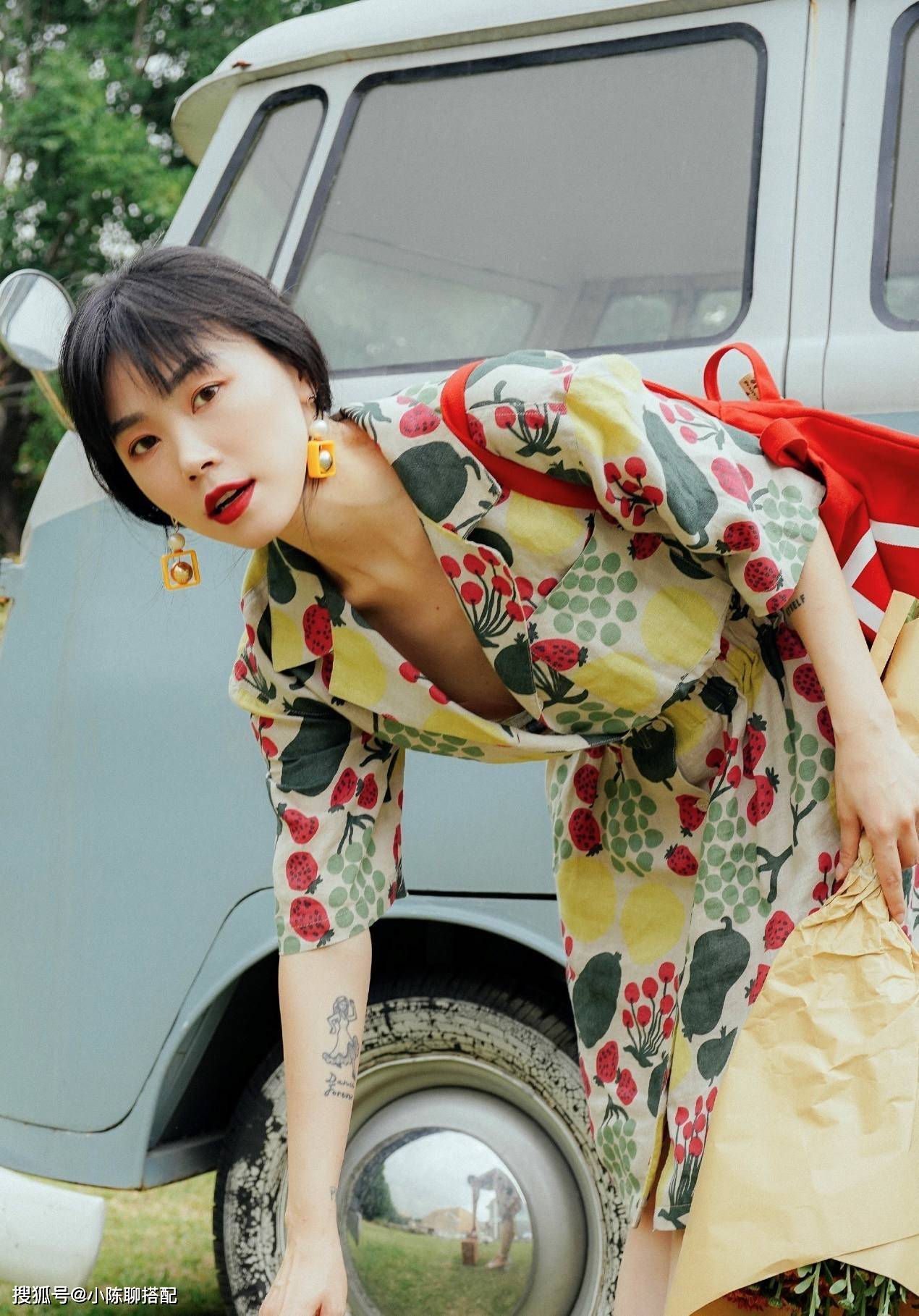 身材|如何将干瘪的身材穿出彩？那就不要错过时尚博主的4招穿搭小技巧