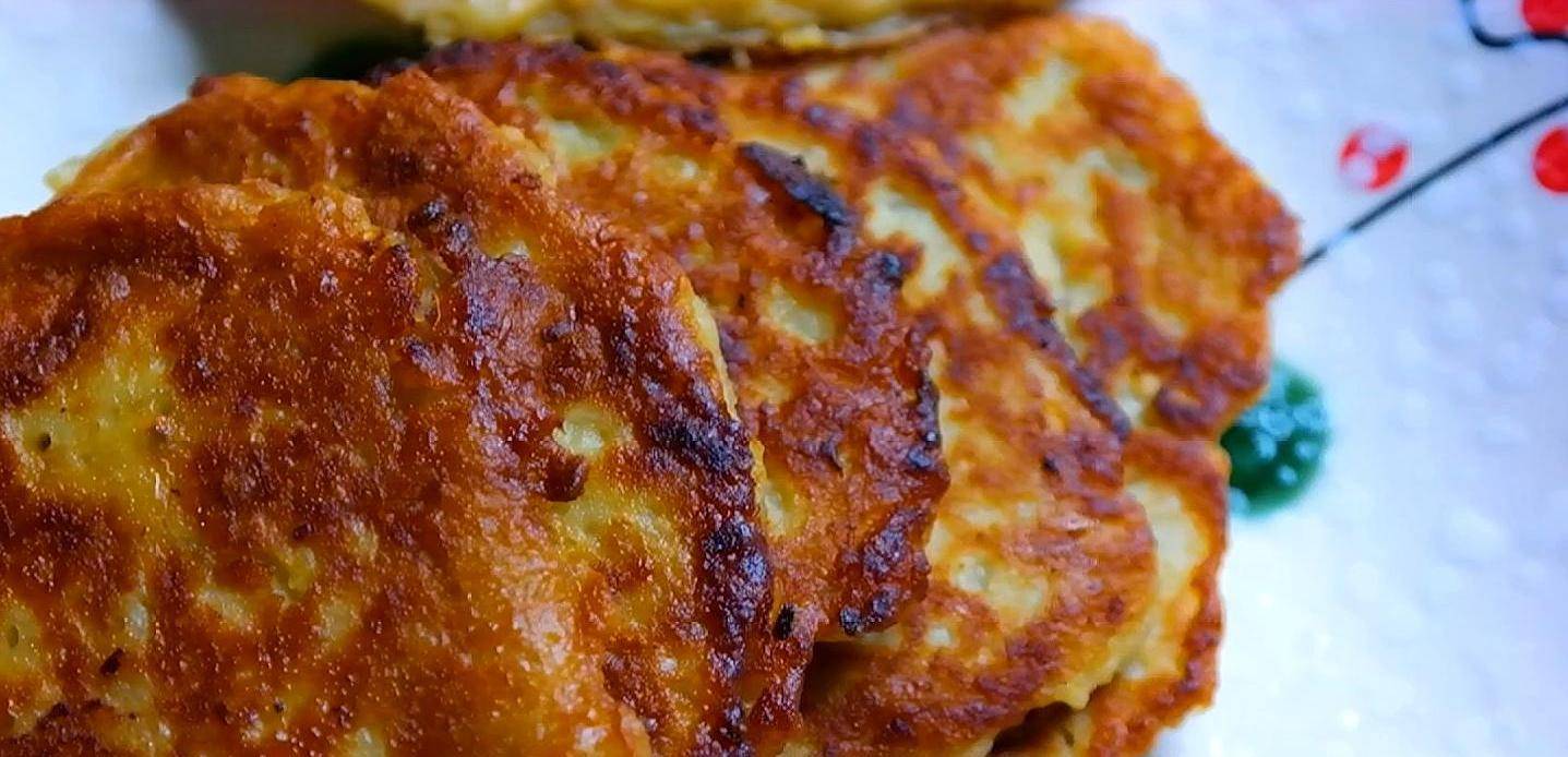 苹果怎么做饼子 5cc3fe4079704c36b0391e6d54c7c7f0.jpeg