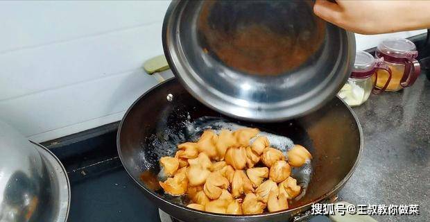 面团|90后宝妈太有才了，2个鸡蛋，一碗面粉，秘制香酥小零食，看馋了