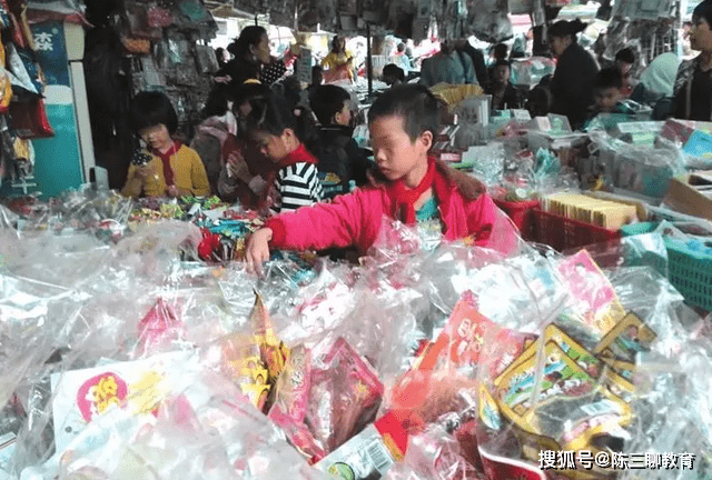 时代|教育部最新规定,中小学不得设置小卖部,学生的快乐要消失了