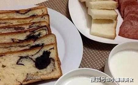 因为|假如给你1万块，这些早餐只能选一个吃半年，我猜都会选第4种！