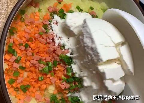 做法|土豆最好吃的做法，即营养又解馋，可以当早餐，还能当零食，真香