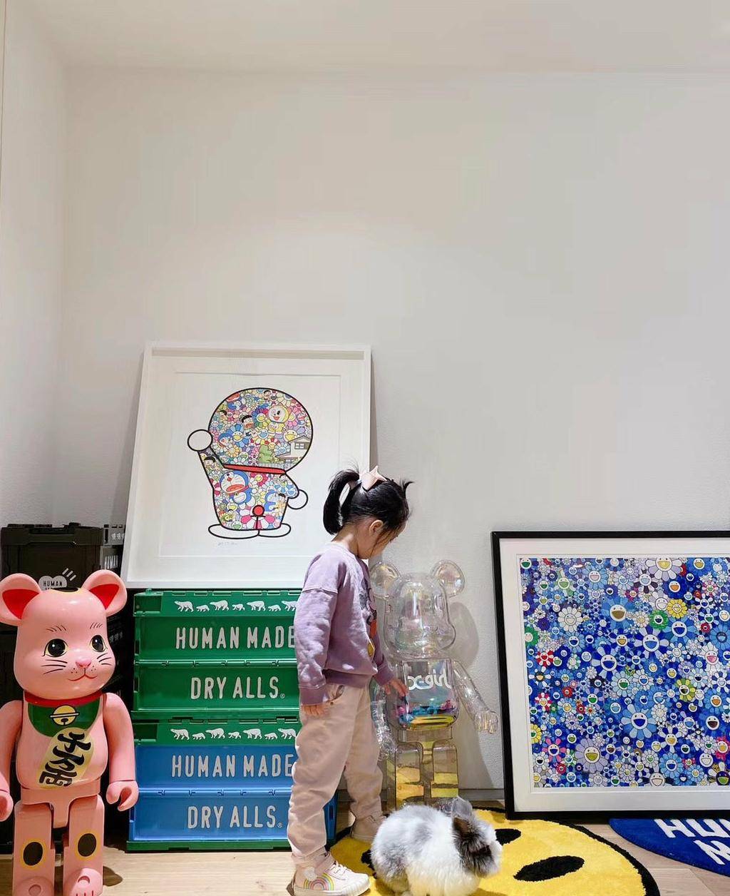 公主|陈赫也是女儿奴！4岁女儿穿公主纱裙一双童鞋近两万，太像张子萱