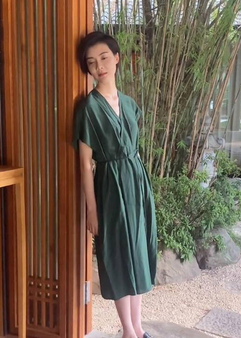曲线|真不是越瘦越好看！39岁车晓瘦到形如枯槁，穿得再大牌也撑不起来