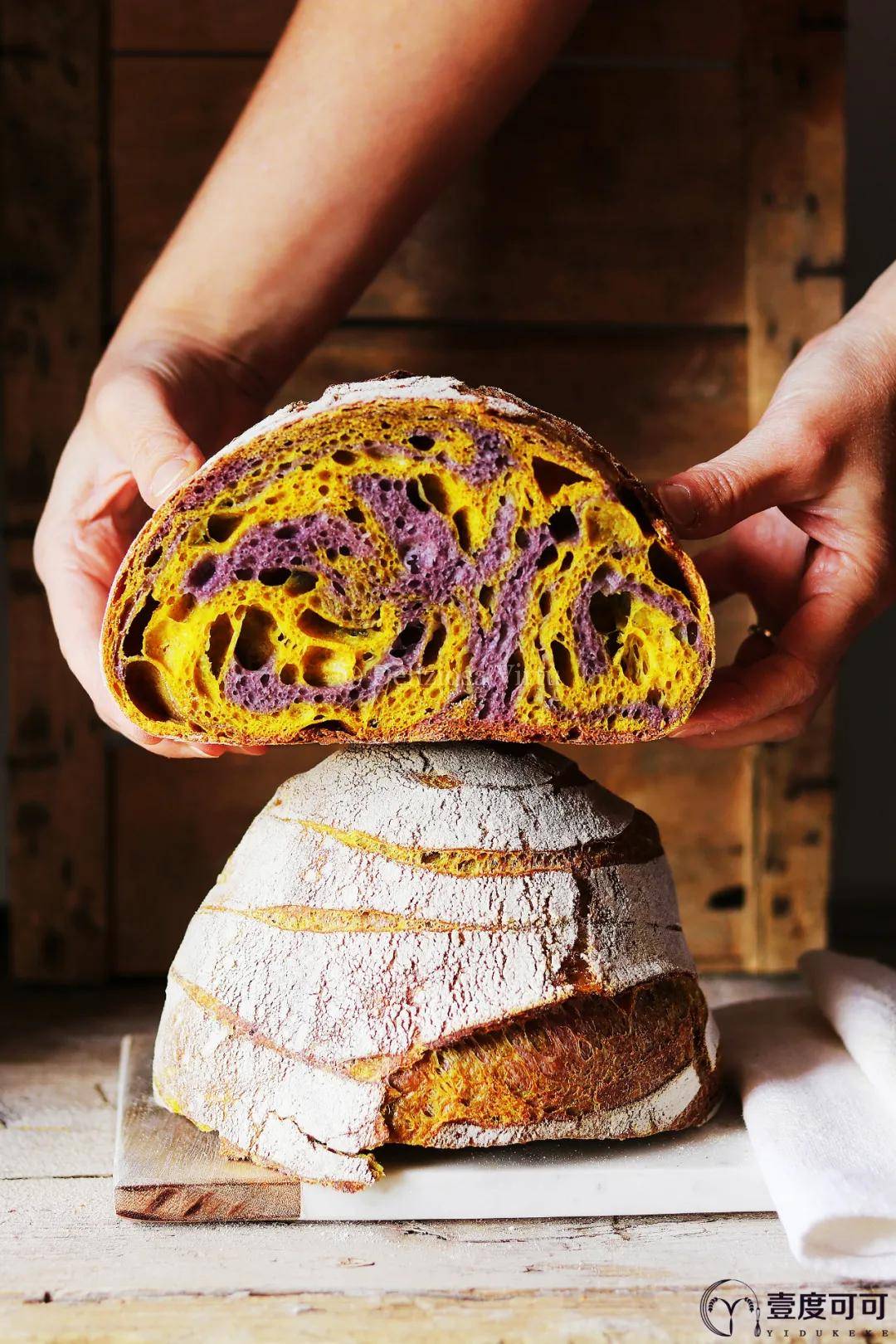 紫胡萝卜和姜黄の拼色面包制作 面团