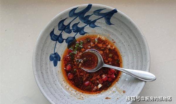 为什么一吃完东西就肚子咕咕叫 c964c2e3d177482ebc0950fee4a4ecdf.jpeg