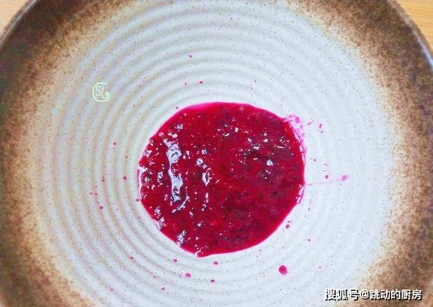 美食|两个蛋清，一勺奶粉，做出孩子爱吃的零食，入口即化，酥脆可口