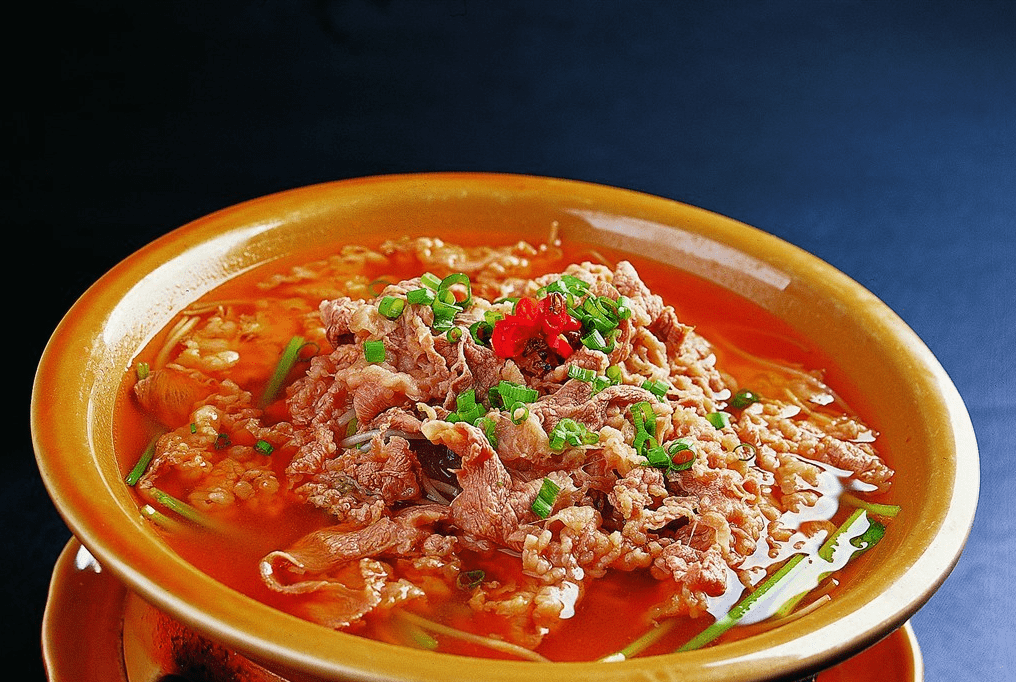 酸汤肥牛一一酸辣开胃 ,在家也能做出饭店味道