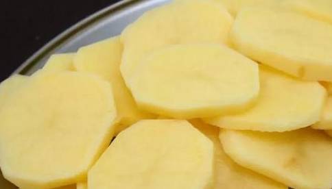 做法|干锅土豆片的6种做法，好吃到爆表！