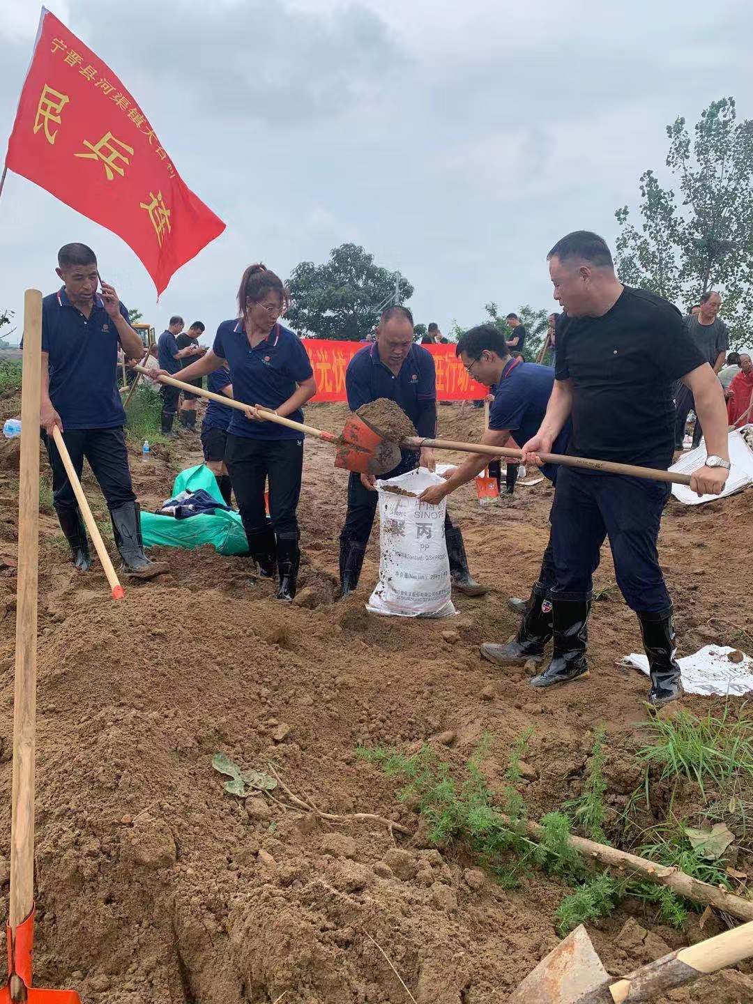 河北寧晉河渠鎮湧現大批愛心奉獻者