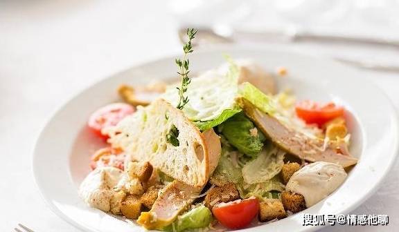 面包|宝妈尽量别给孩子吃这些早餐,没营养还对孩子健康有影响,了解下