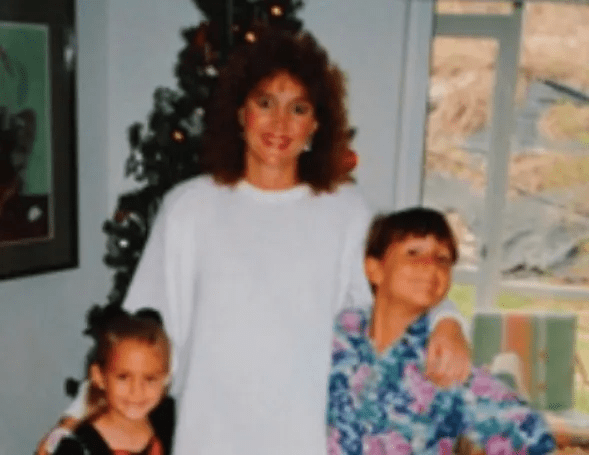 QueenB|QueenB的人生比电视剧还精彩：毒贩之女、母亲酗酒，她却始终向阳