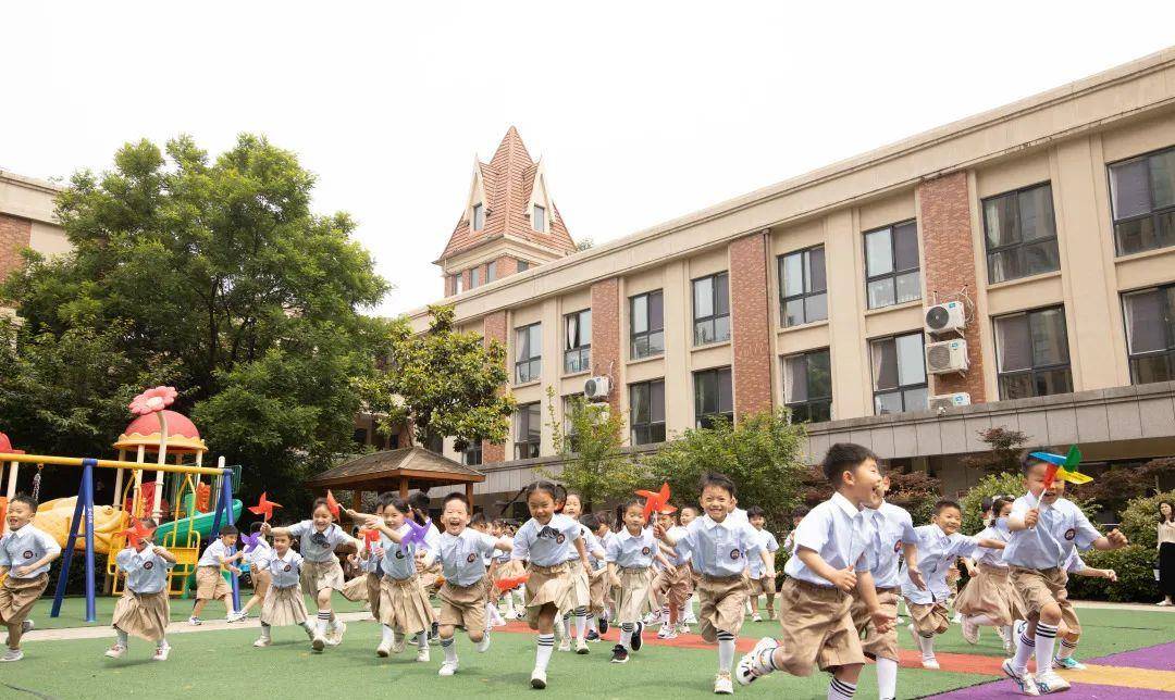 家长|孩子不要提前上小学!爱孩子，就遵循孩子的成长规律！