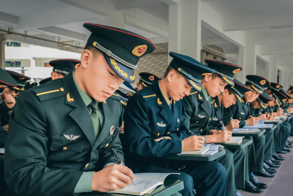 大学怎么报考军校 6ab7092a4c324b5aab2dcf083807aeed.png