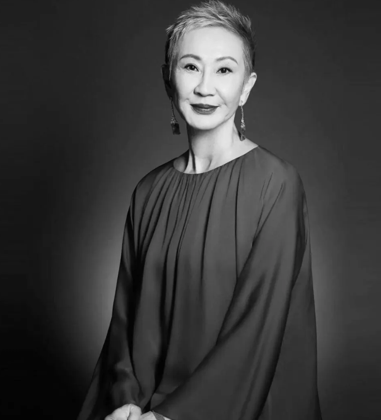 林青霞|让林青霞见面就认输的人，没有女明星敢和她比穿搭时髦